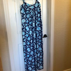 Old Navy maternity dress with removable straps